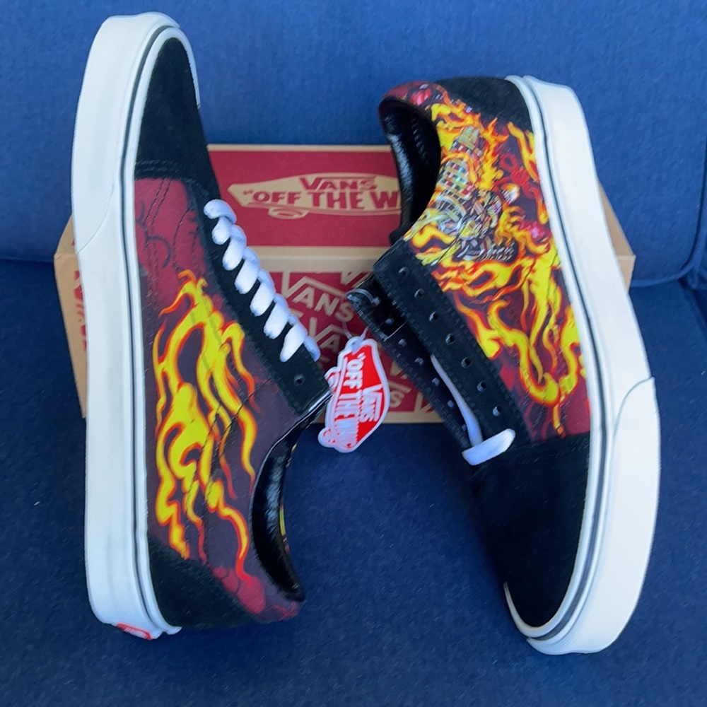 Vans Men’s Old Skool Samurai Rising Black/True White Sneakers - Picture 12 of 16